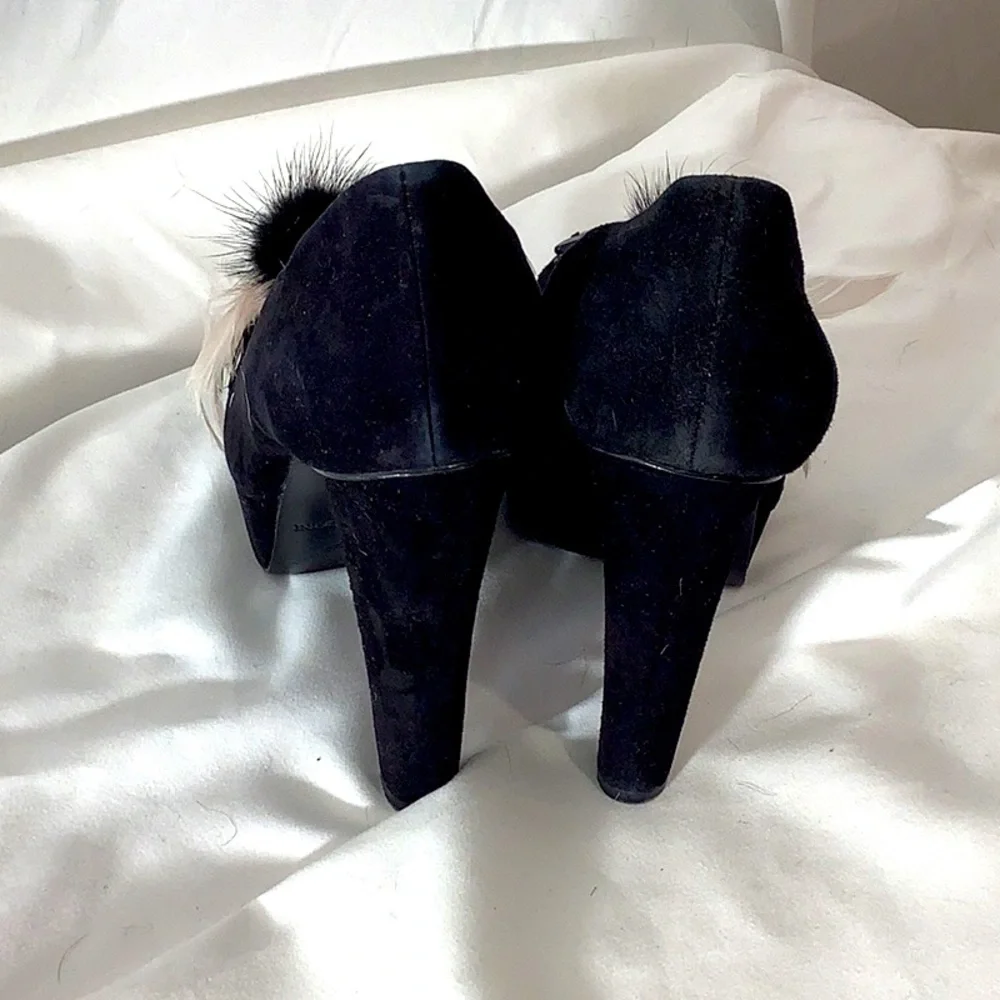 ENZO Angiolini Red Carpet Black Suede Pump, Mink, Peacock Feathers & Jewels EUC